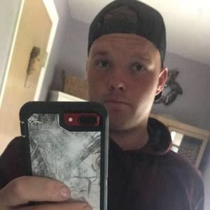 Meet your Posher, Hunter